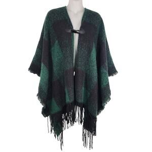 Maurices Women Buffalo Plaid Fringe Poncho One Size Toggle Green Black Cape Wrap